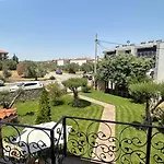 Nyaraló Greek Mansion Néa Mudaniá