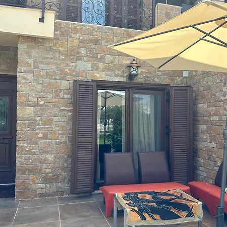 Greek Mansion * Nea Moudania