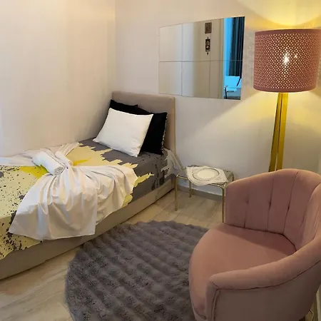 度假居 Greek Mansion 尼亚·蒙达尼亚